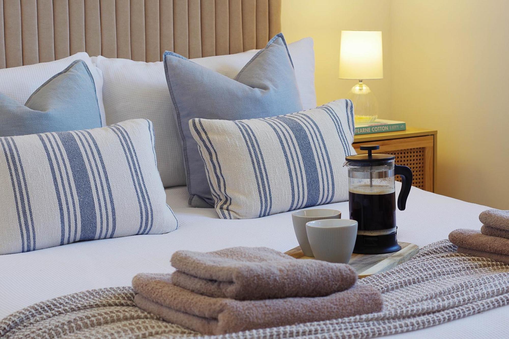 The Nook - Cosy Coastal Retreat Near Sandbanks プール エクステリア 写真