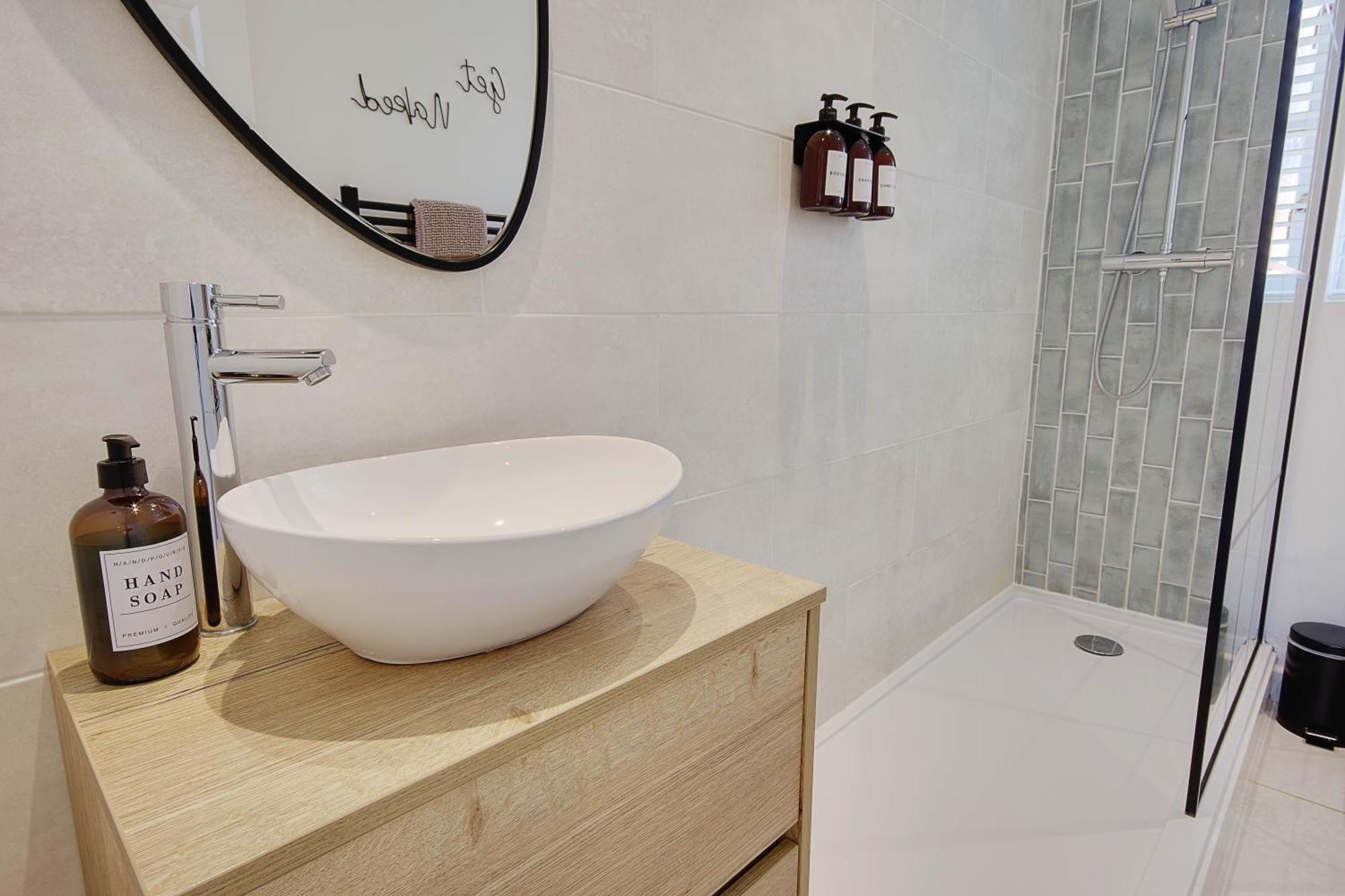The Nook - Cosy Coastal Retreat Near Sandbanks プール エクステリア 写真